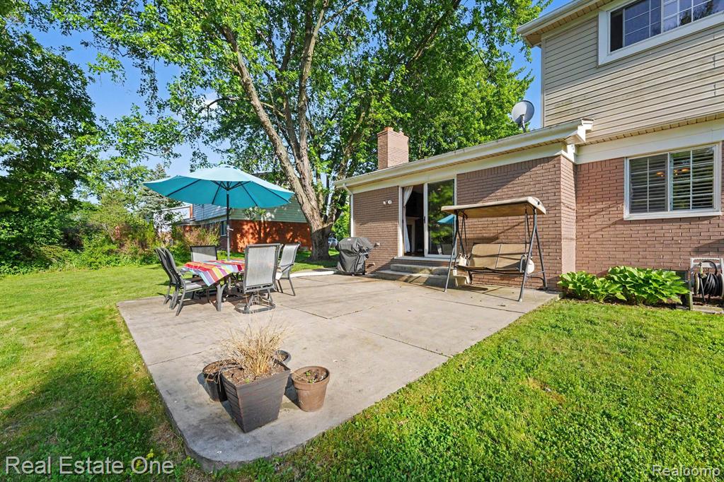 2242 West Wattles Road Troy, MI 48098 - Photo 26 of 30