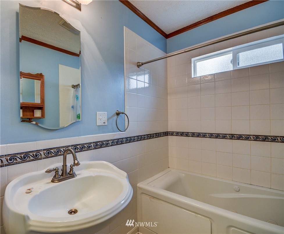3066 Taylor Road Oak Harbor, WA 98277 - Photo 16 of 24 Gallery Image 16