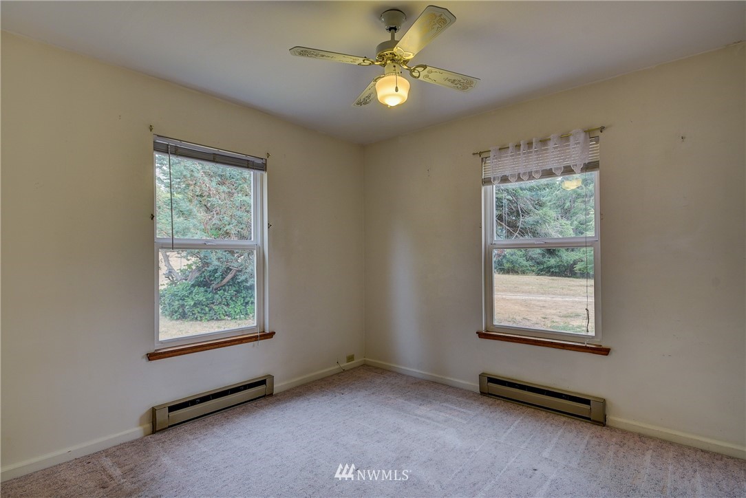 3066 Taylor Road Oak Harbor, WA 98277 - Photo 17 of 24 Gallery Image 17
