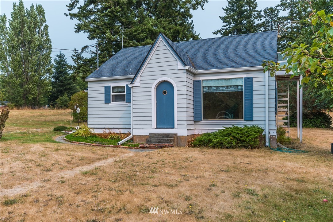 3066 Taylor Road Oak Harbor, WA 98277 - Photo 5 of 24 Gallery Image 5