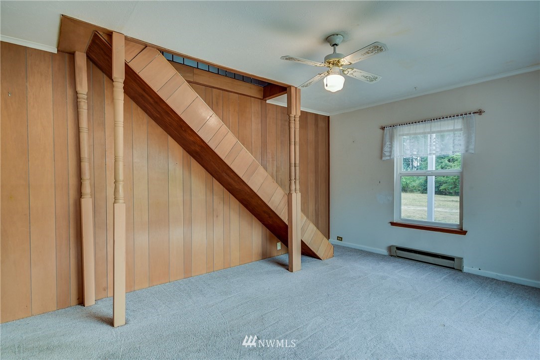 3066 Taylor Road Oak Harbor, WA 98277 - Photo 6 of 24 Gallery Image 6