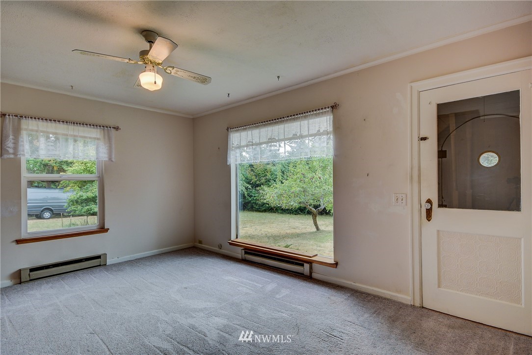 3066 Taylor Road Oak Harbor, WA 98277 - Photo 7 of 24 Gallery Image 7
