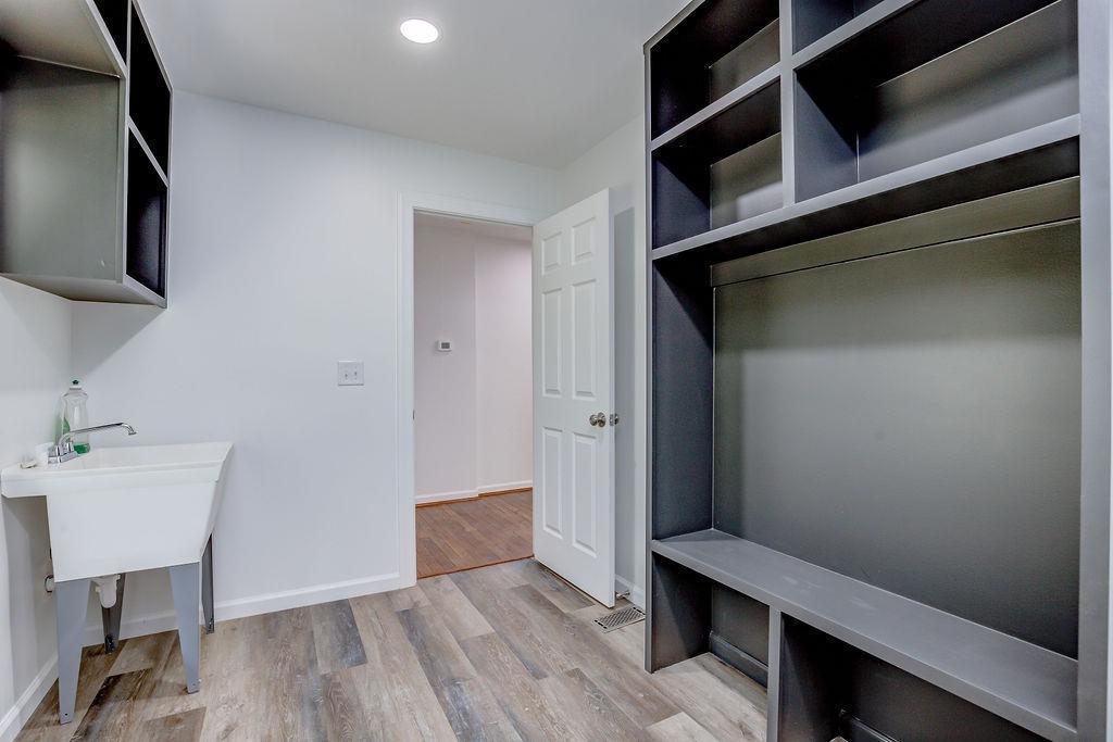 10509 Pippin Road Cincinnati, OH 45251 - Photo 25 of 49