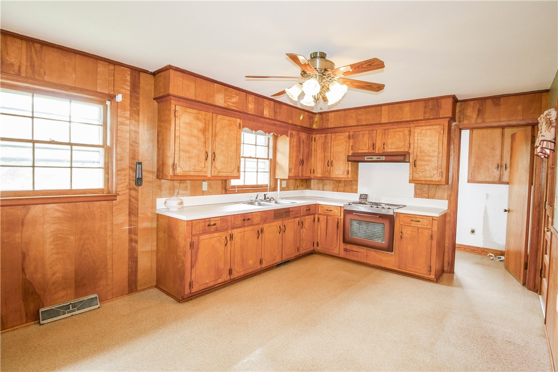 641 Barnes Road Seneca, SC 29672 - Photo 12 of 35 Gallery Image 12