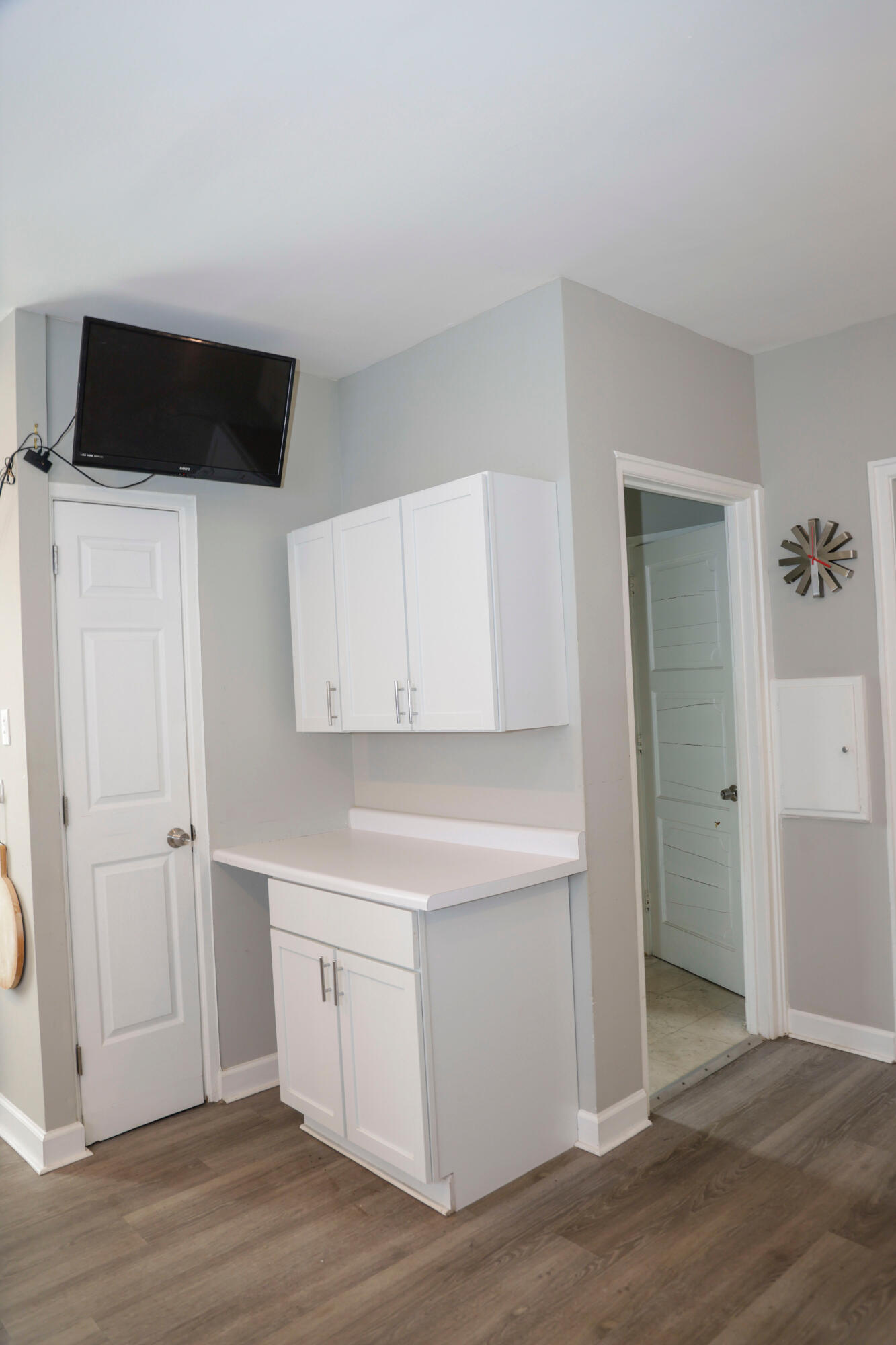 140 Morningside Avenue Gary, IN 46408 - Photo 18 of 48 1333x2000