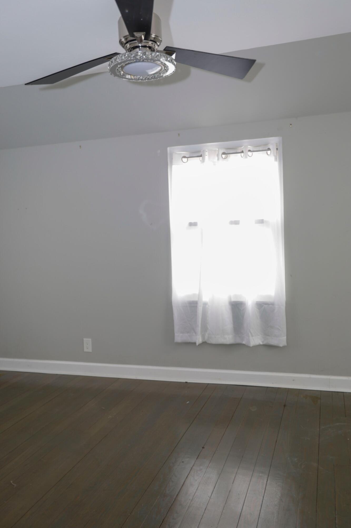 140 Morningside Avenue Gary, IN 46408 - Photo 42 of 48 1333x2000