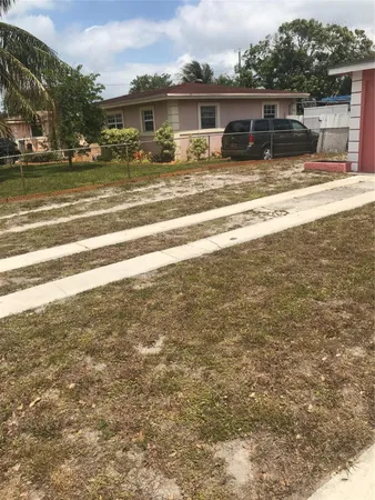 $1,450 | 17131 Northwest 32 Court, Unit 1, Miami Gardens, FL 33056