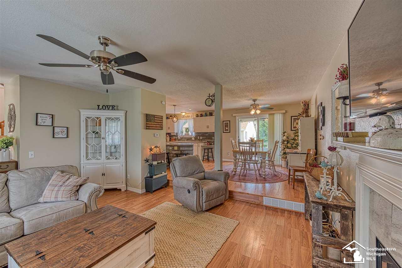5090 East Dunbar Road Monroe, MI 48161 - Photo 10 of 38 50076551-9.JPG