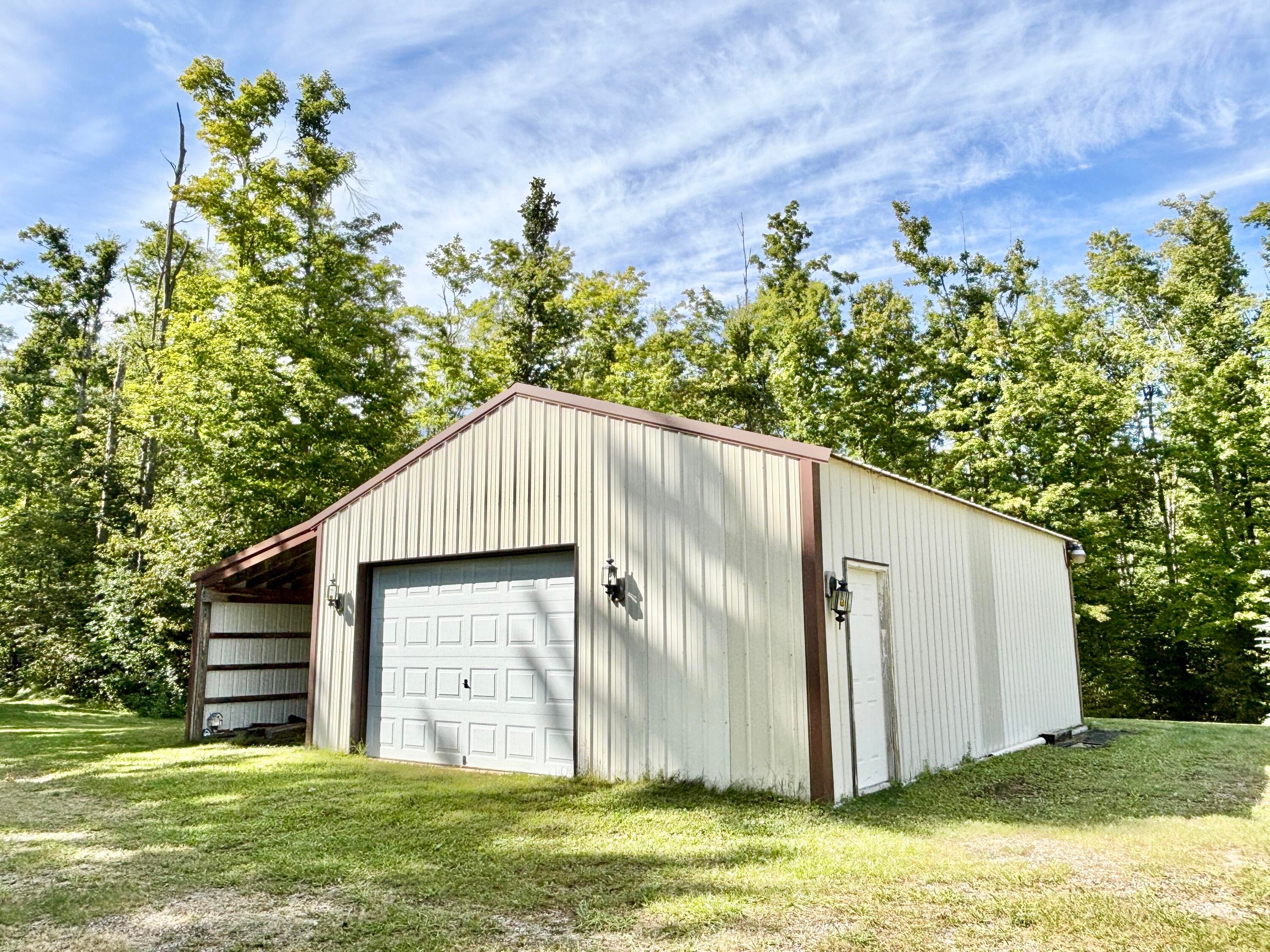 9031 Rush Hill Road Atlanta, MI 49709 - Photo 11 of 41 Gallery Image 11