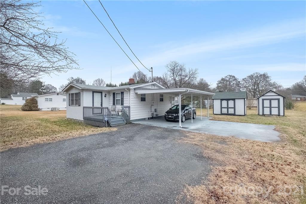112 Cletus Brawley Road Huntersville, NC 28078 - Photo 3 of 23 Gallery Image 3