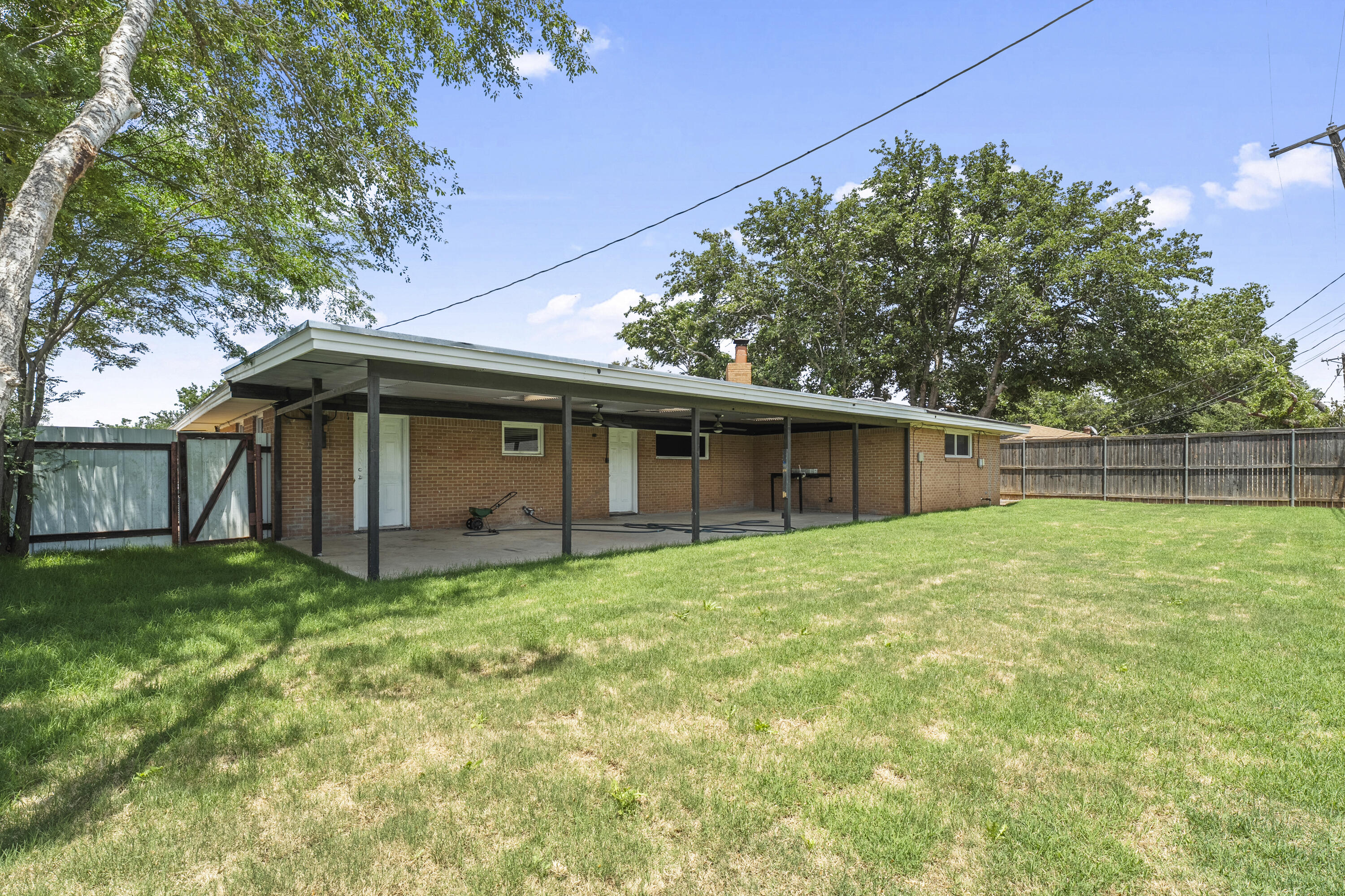 4211 49th Street Lubbock, TX 79413 - Photo 24 of 24 DSC05128