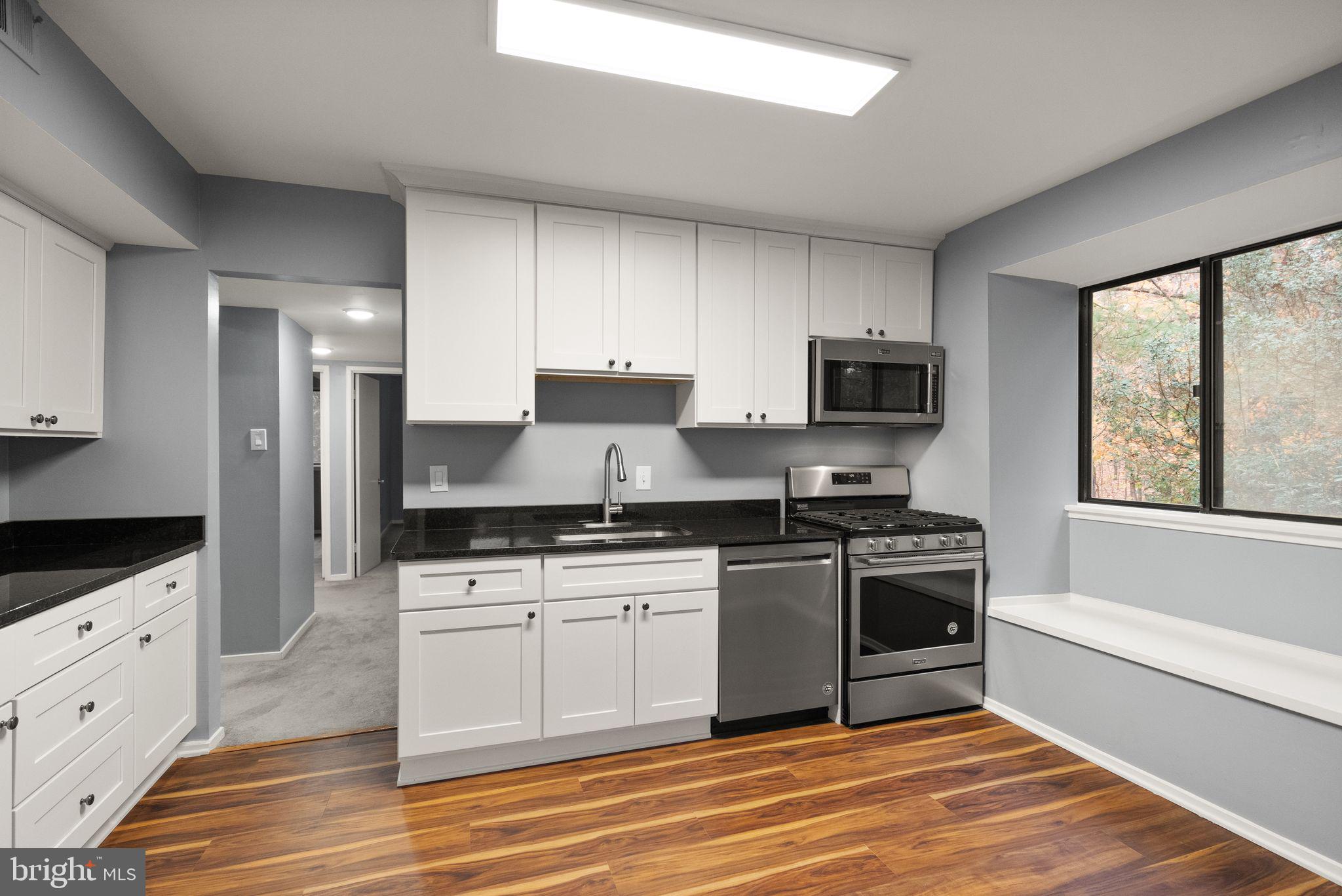 1639 Parkcrest Circle, Unit 200 Reston, VA 20190 - Photo 14 of 44