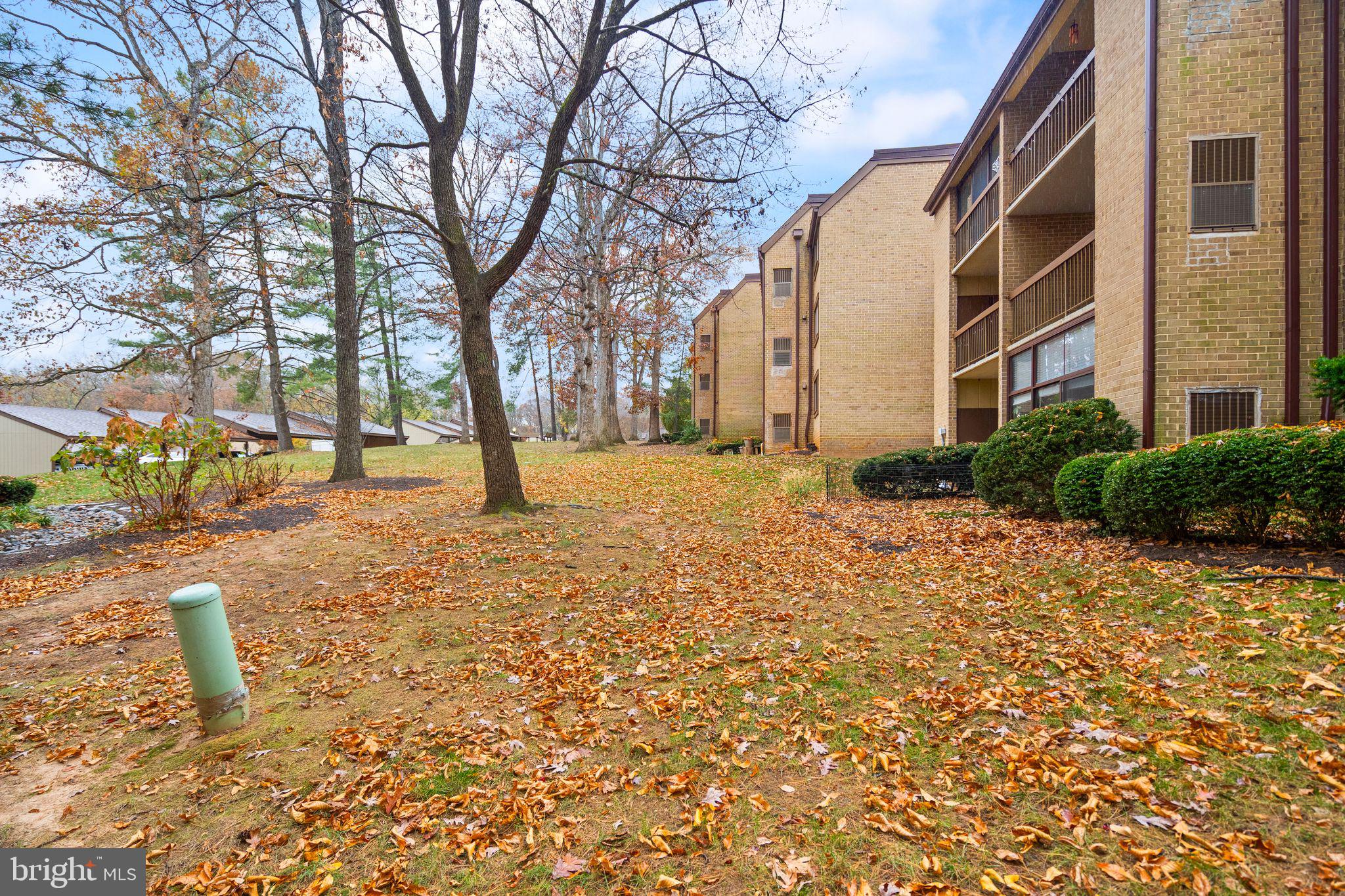 1639 Parkcrest Circle, Unit 200 Reston, VA 20190 - Photo 41 of 44