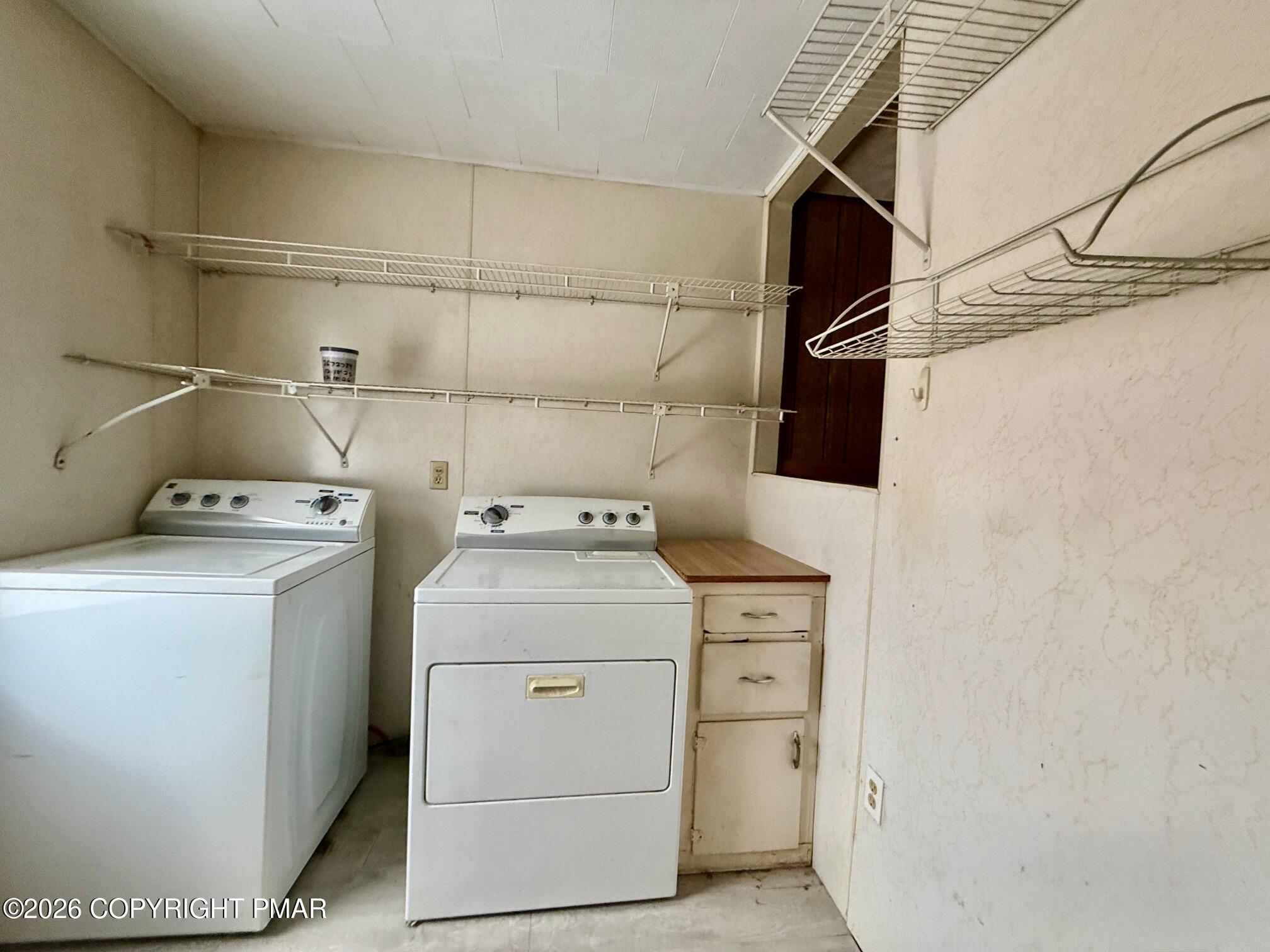 197 Highway 715 Brodheadsville, PA 18322 - Photo 11 of 20 IMG_2610