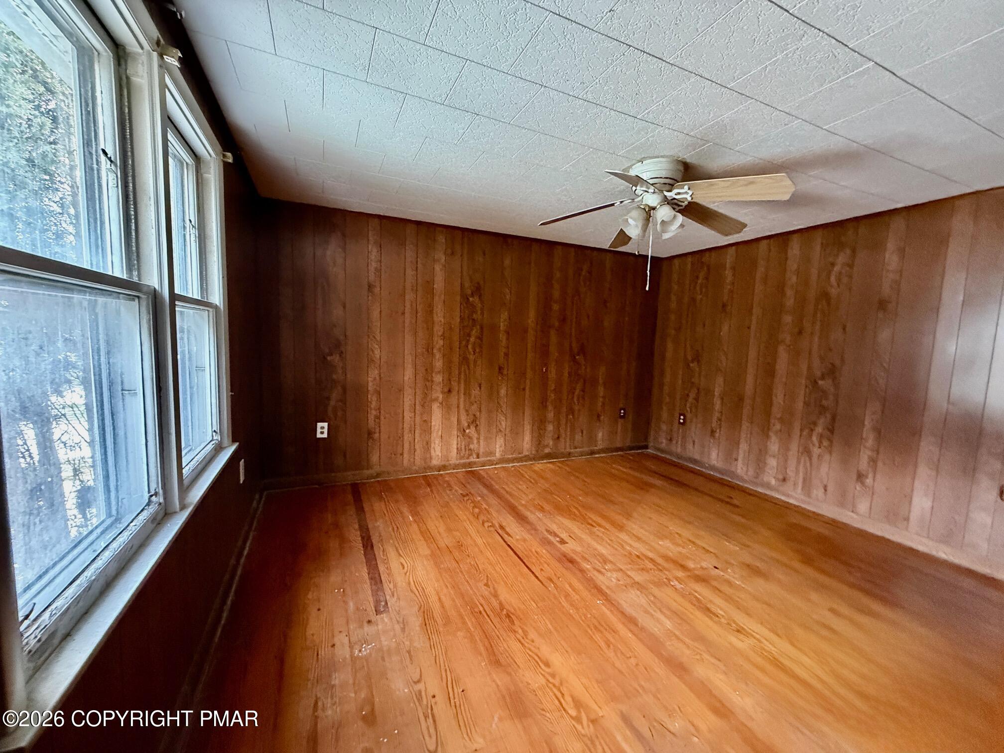 197 Highway 715 Brodheadsville, PA 18322 - Photo 17 of 20 IMG_2631