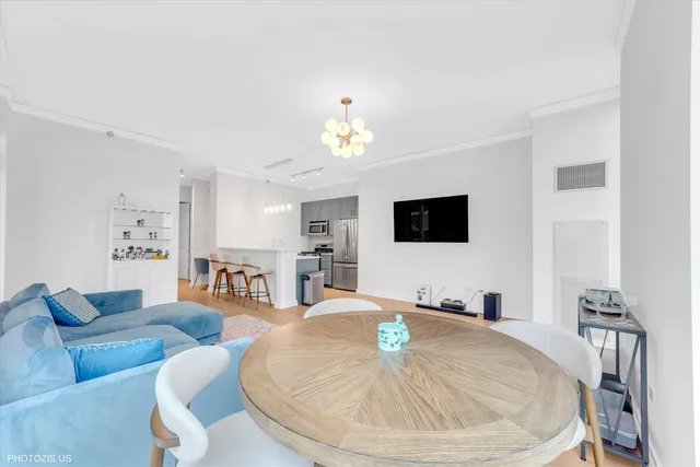 $3,000 | 170 West Polk Street, Unit 1101, Chicago, IL 60605