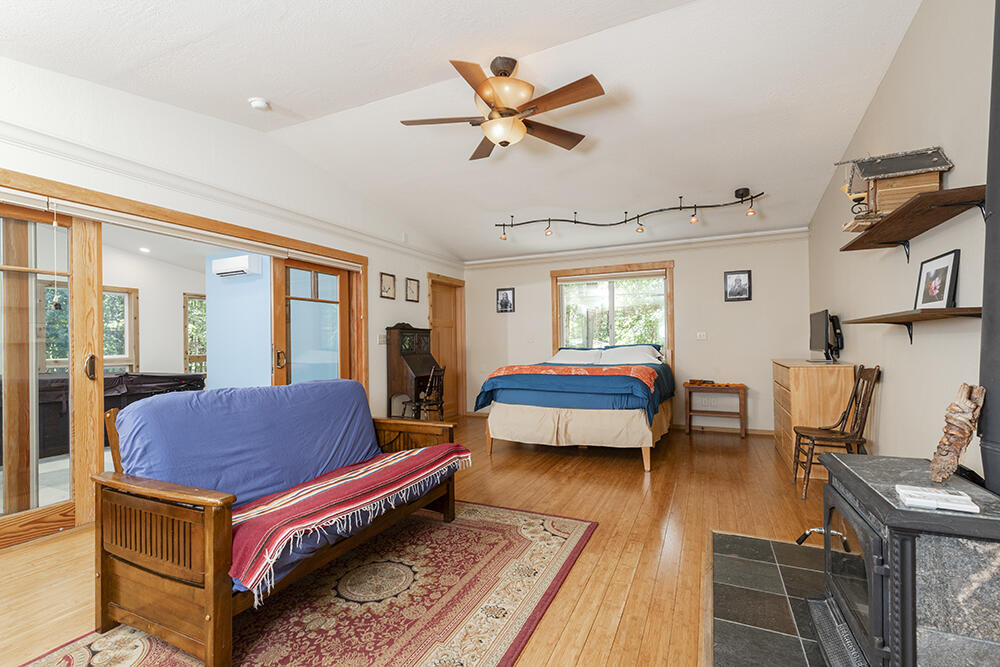 8843 Deer Creek Road Selma, OR 97538 - Photo 14 of 65 14