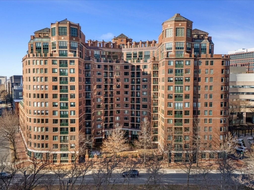 10 Rogers Street, Unit PH4 Cambridge, MA 02142 - Photo 28 of 28