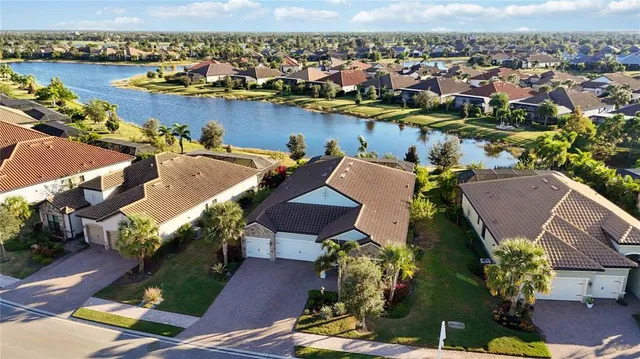 $1,250,000 | 7131 Whittlebury Trail, Bradenton, FL 34202