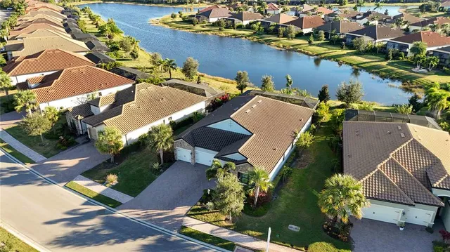 $1,250,000 | 7131 Whittlebury Trail, Bradenton, FL 34202