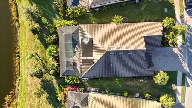 $1,250,000 | 7131 Whittlebury Trail, Bradenton, FL 34202