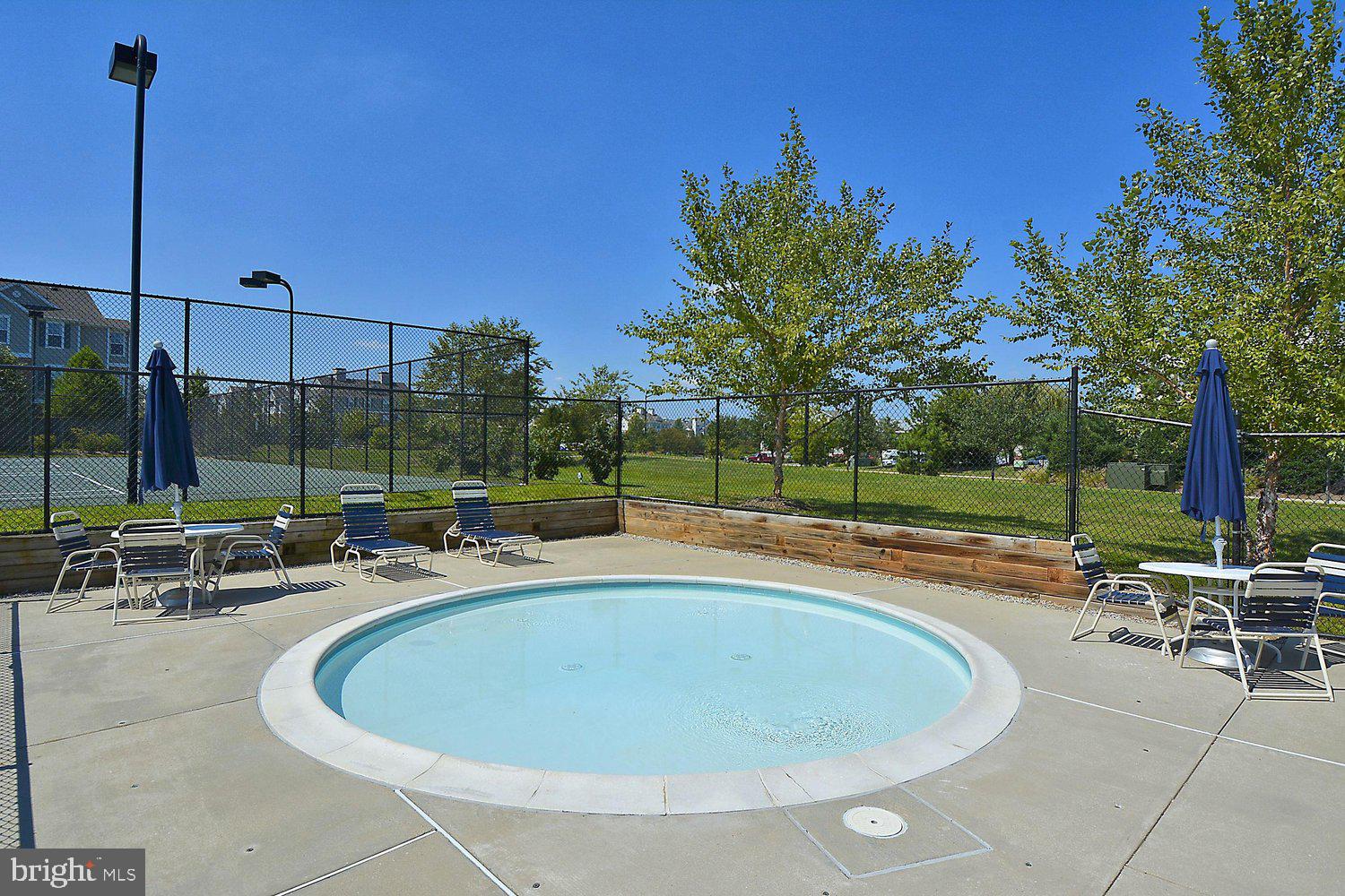 2426 Knapps Way Odenton, MD 21113 - Photo 57 of 71 Seven Oaks Kid Pool