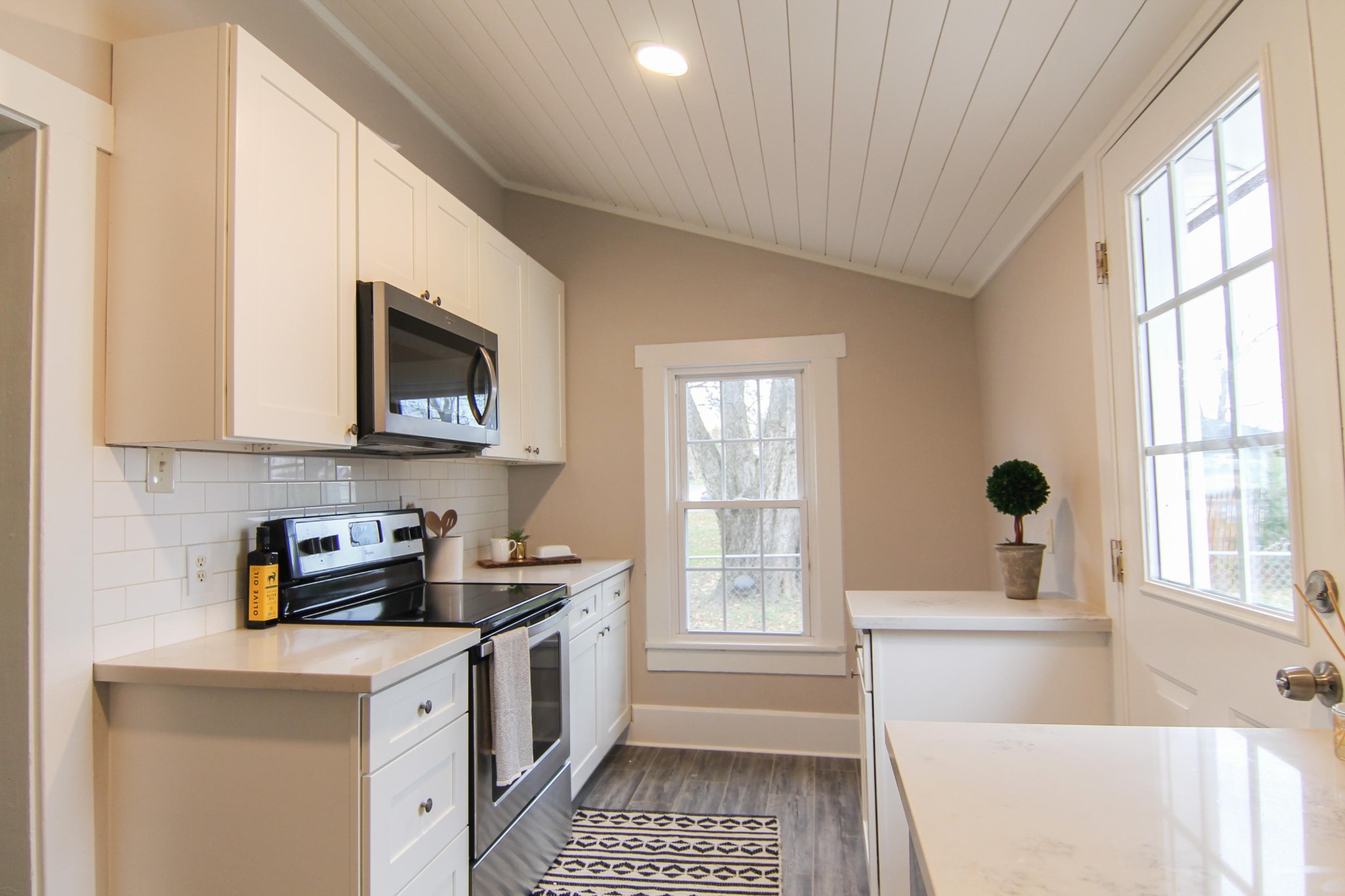 1704 North Wright Road Alcoa, TN 37701 - Photo 9 of 18 Gallery Image 9