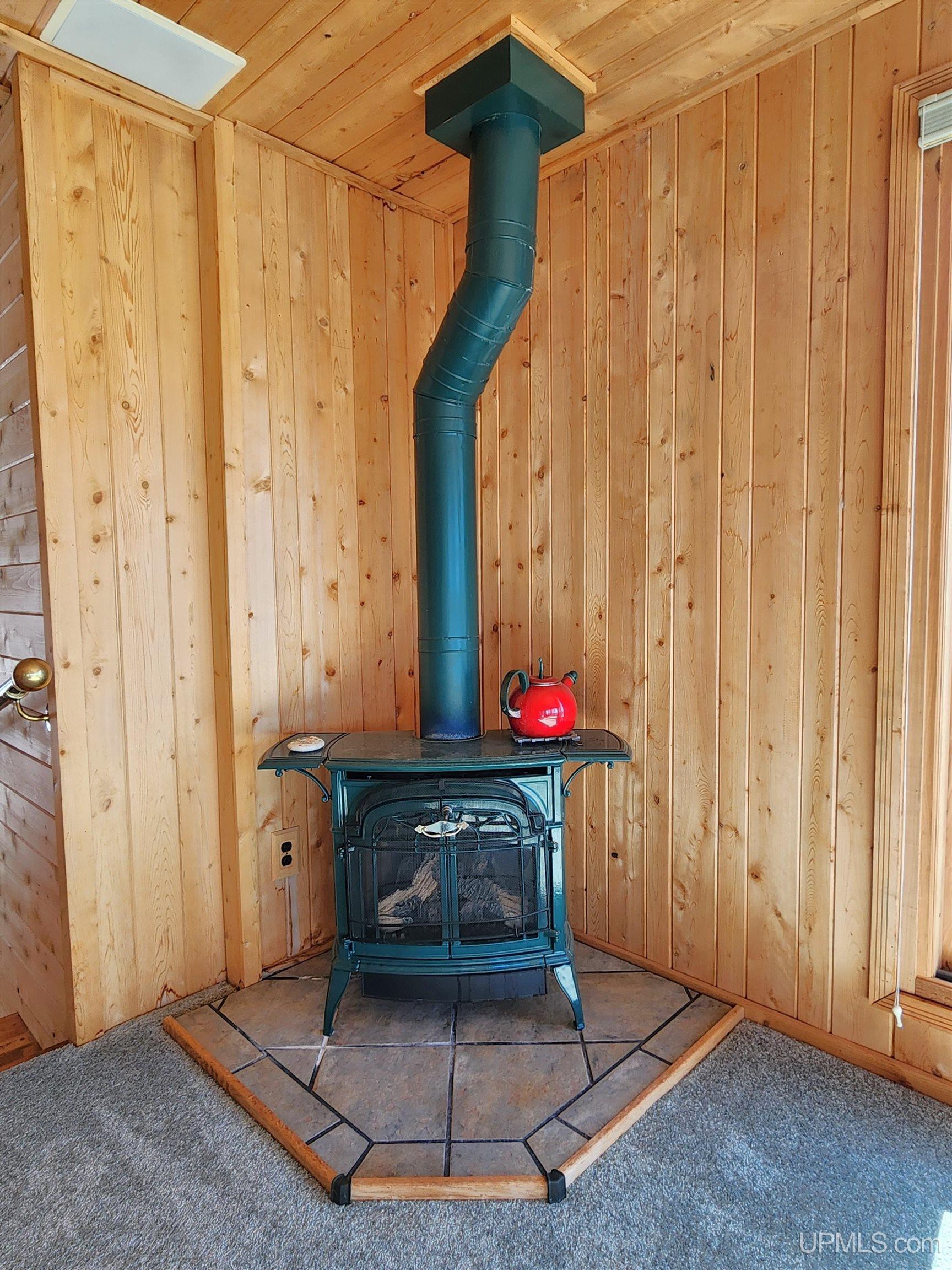 4407 Lighthouse Road Big Bay, MI 49808 - Photo 13 of 56 Gallery Image 13
