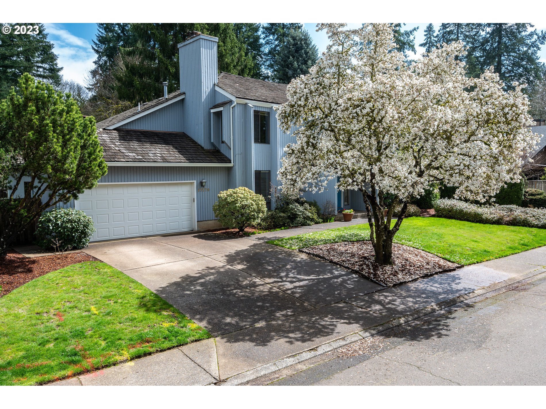 17270 Southwest Rivendell Drive Durham, OR 97224 - Photo 2 of 38 Gallery Image 2
