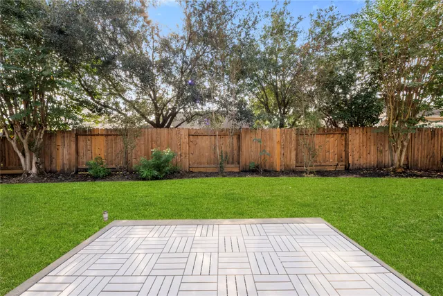 $3,300 | 9535 Empress Crossing Drive, Spring, TX 77379