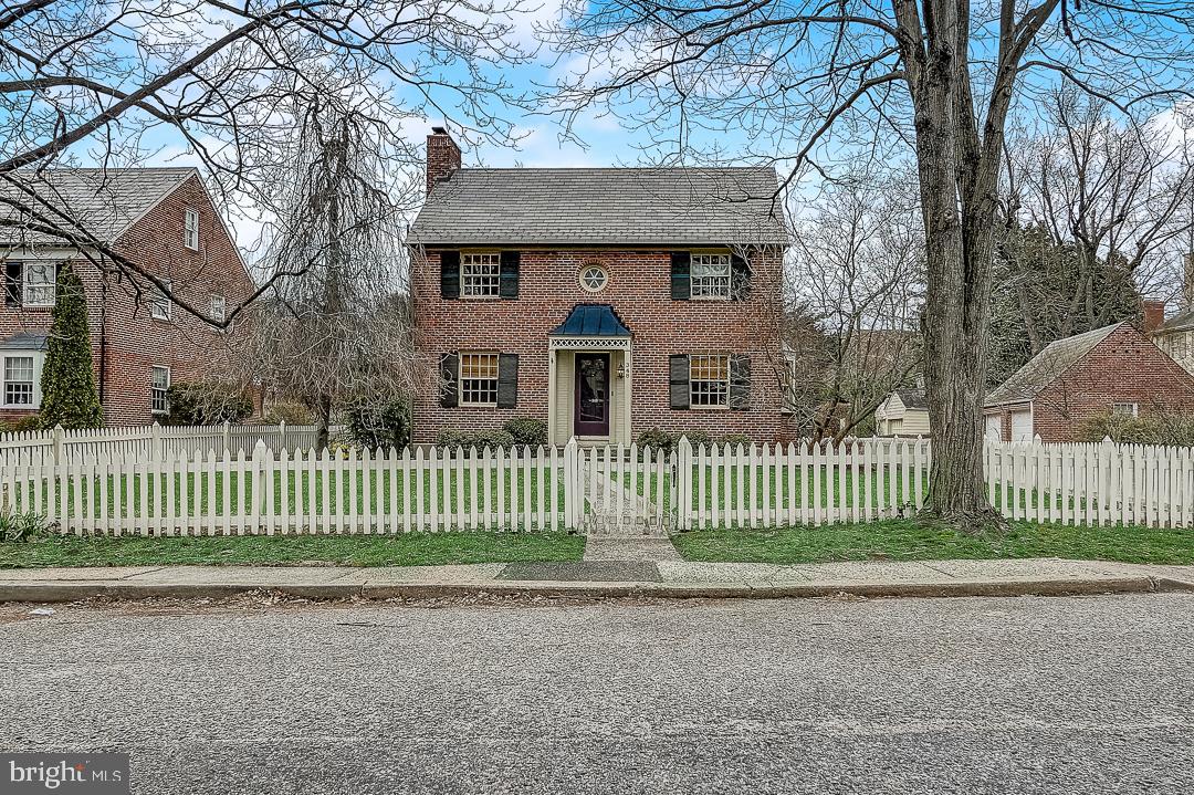 348 Broadmoor Road Baltimore, MD 21212 - Photo 1 of 39