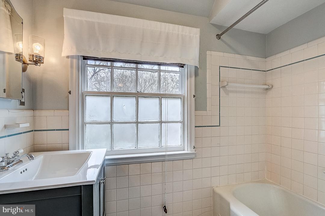 348 Broadmoor Road Baltimore, MD 21212 - Photo 24 of 39