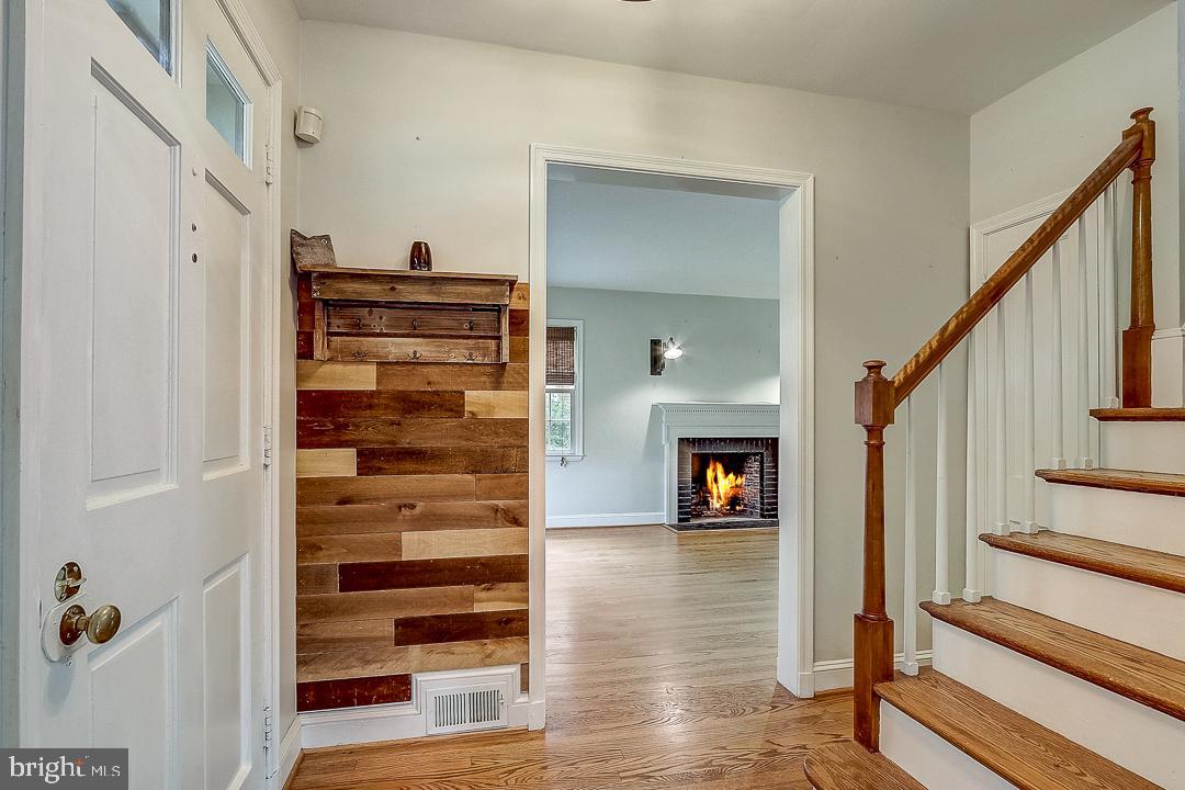 348 Broadmoor Road Baltimore, MD 21212 - Photo 7 of 39