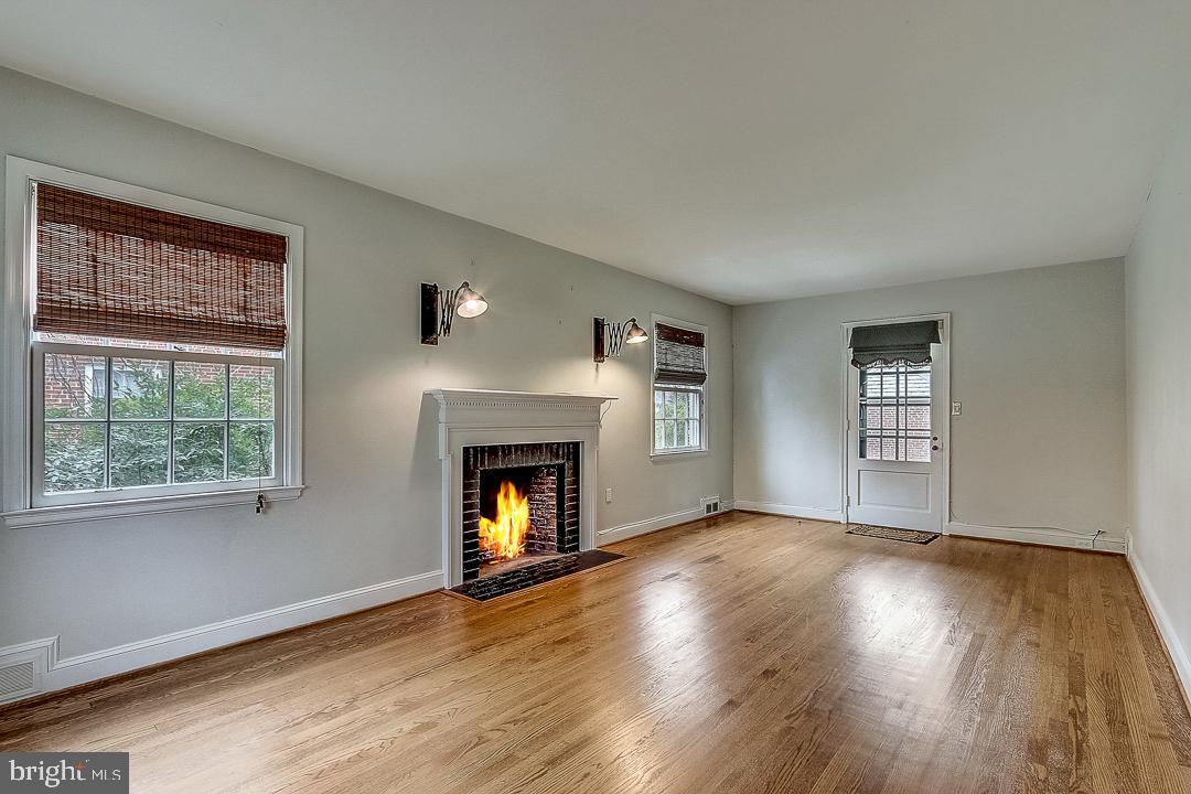 348 Broadmoor Road Baltimore, MD 21212 - Photo 8 of 39