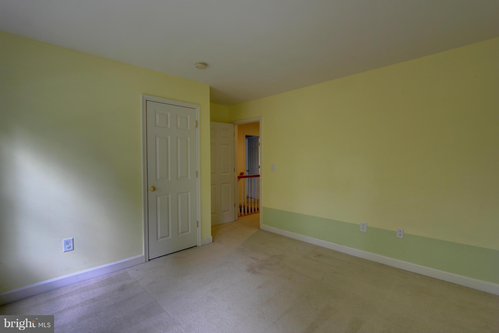 558 Sunset Knoll Road Pasadena, MD 21122 - Photo 25 of 30 a view of an empty room