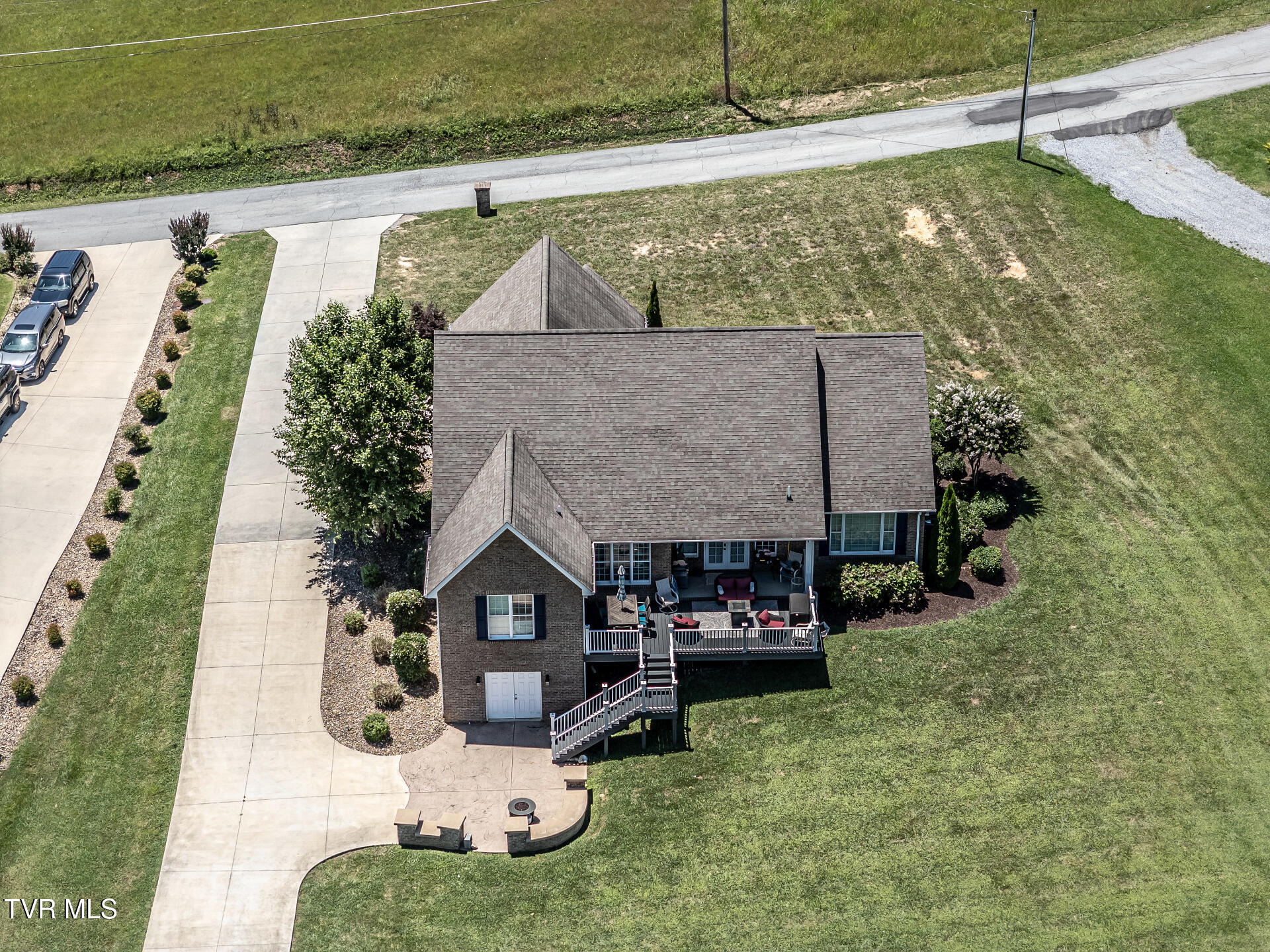 103 Oak Grove Road Greeneville, TN 37745 - Photo 3 of 62 103OakGroveG_080