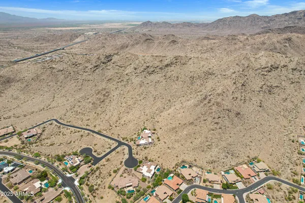 $449,000 | 3054 West Briarwood Terrace, Unit 92, Phoenix, AZ 85045