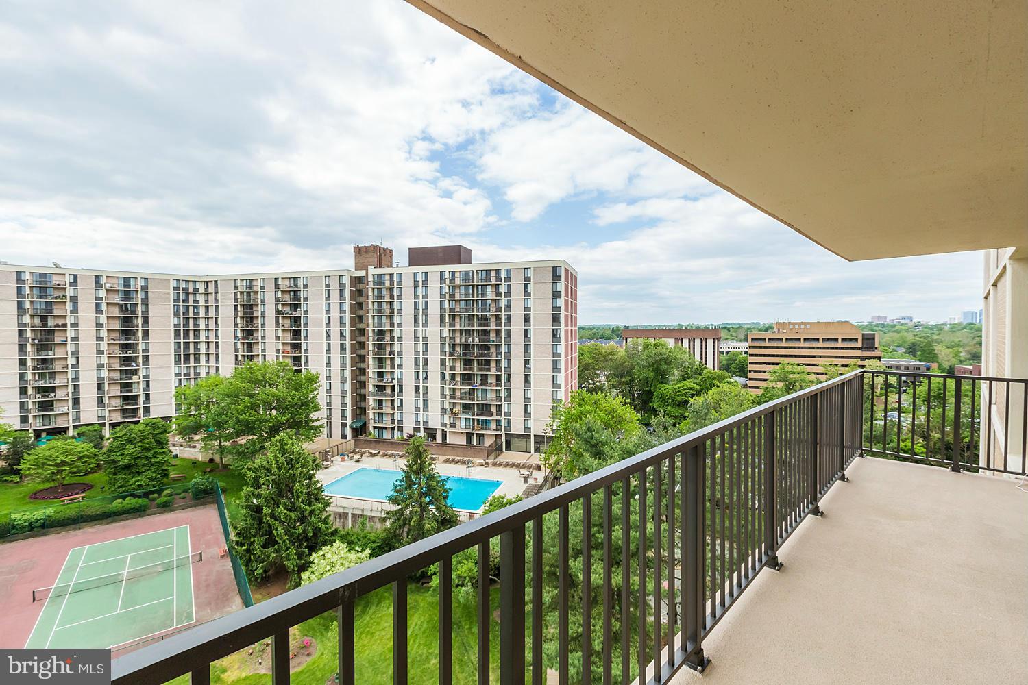 6800 Fleetwood Road, Unit 1020 McLean, VA 22101 - Photo 5 of 14 View