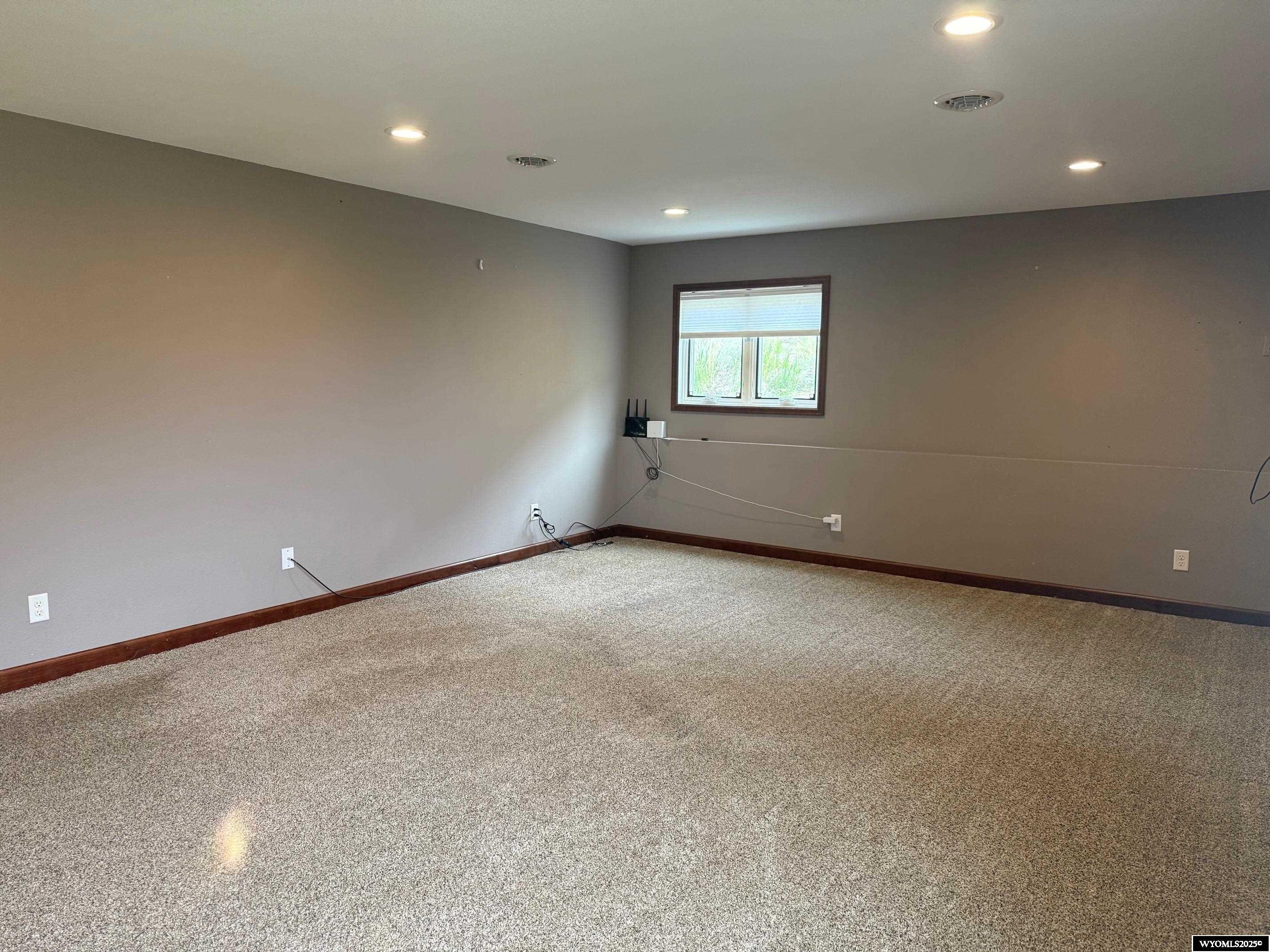 1421 Mountain View Boulevard Rawlins, WY 82301 - Photo 13 of 32