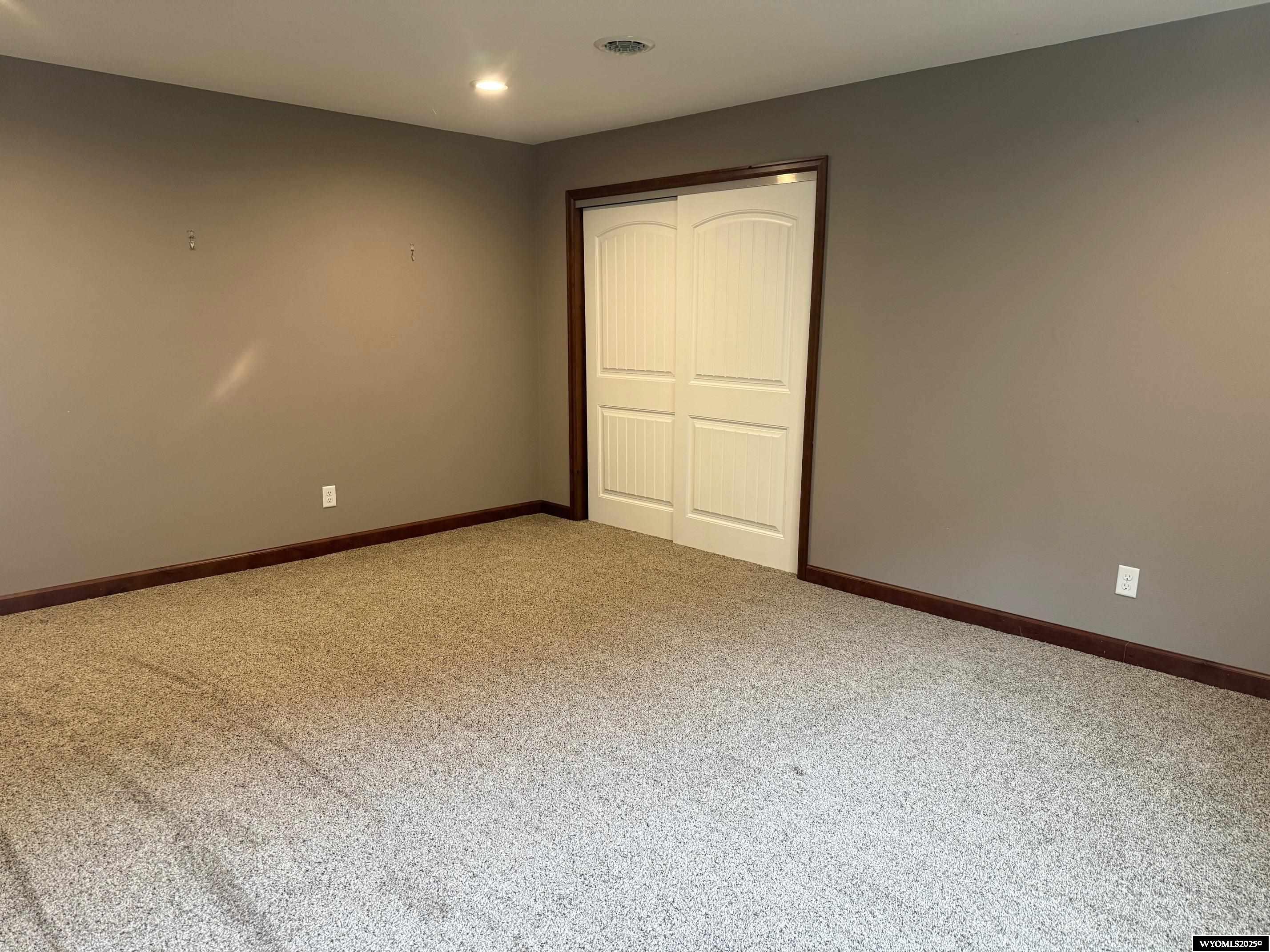 1421 Mountain View Boulevard Rawlins, WY 82301 - Photo 18 of 32