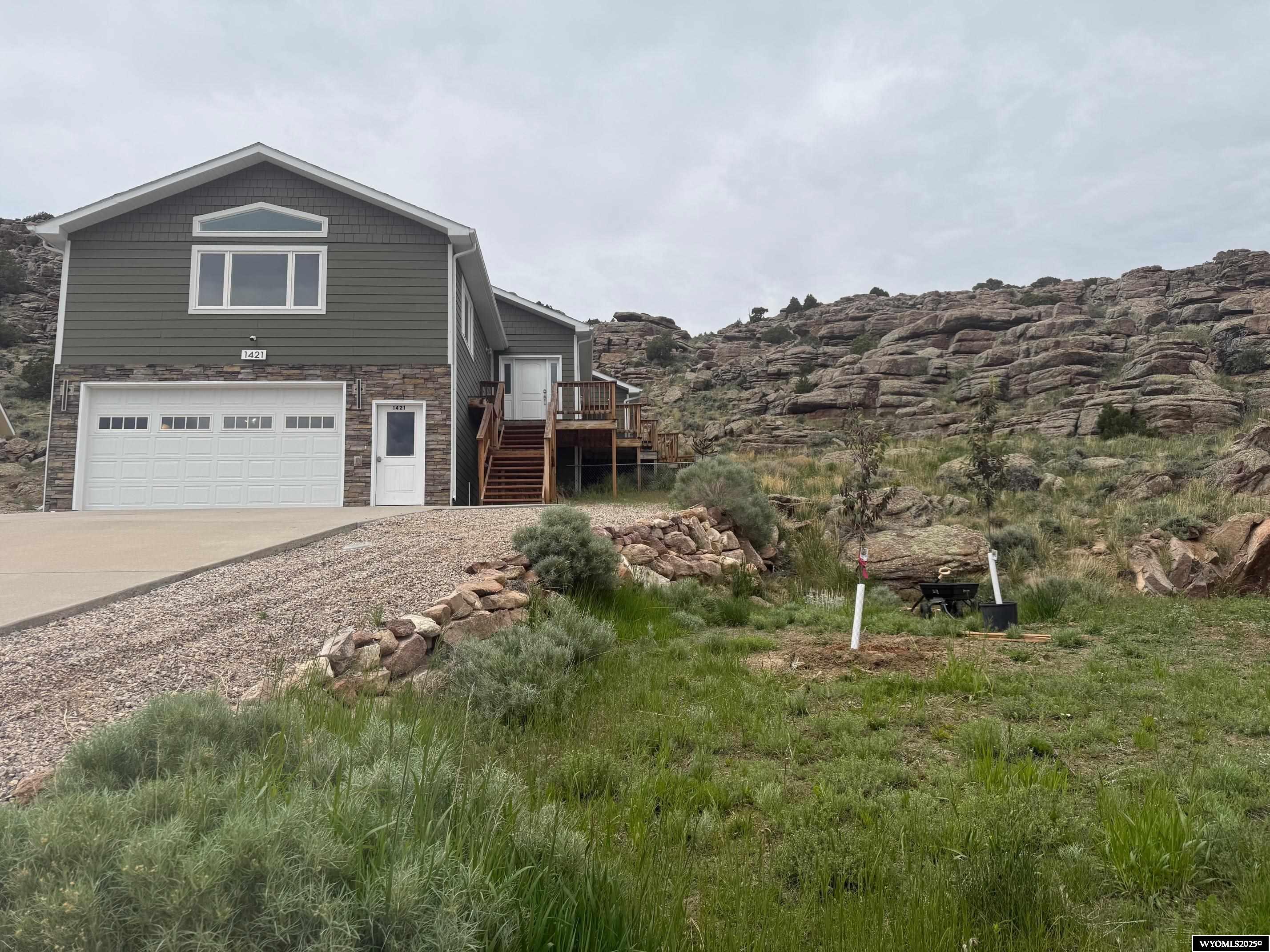 1421 Mountain View Boulevard Rawlins, WY 82301 - Photo 2 of 32