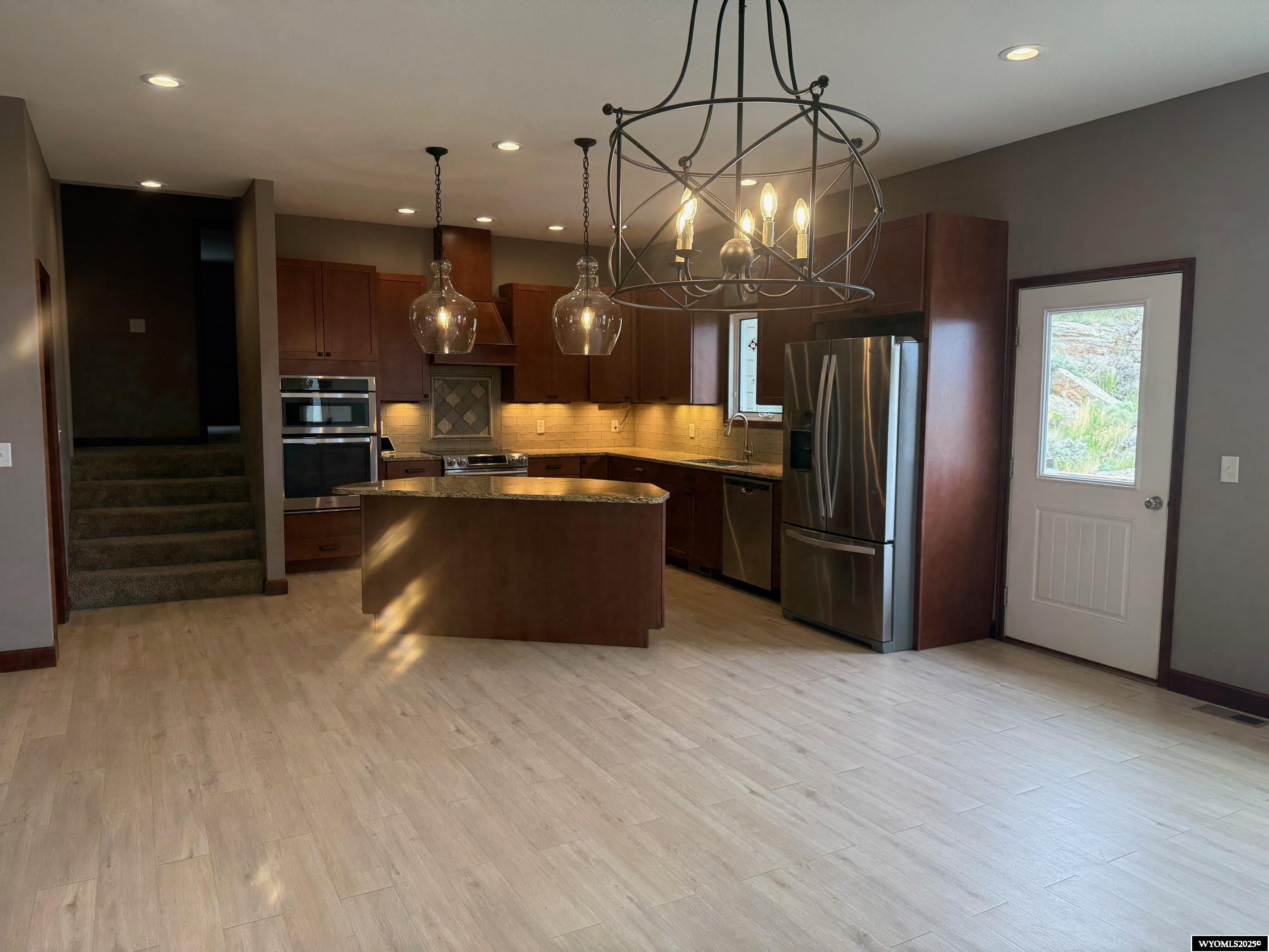 1421 Mountain View Boulevard Rawlins, WY 82301 - Photo 5 of 32