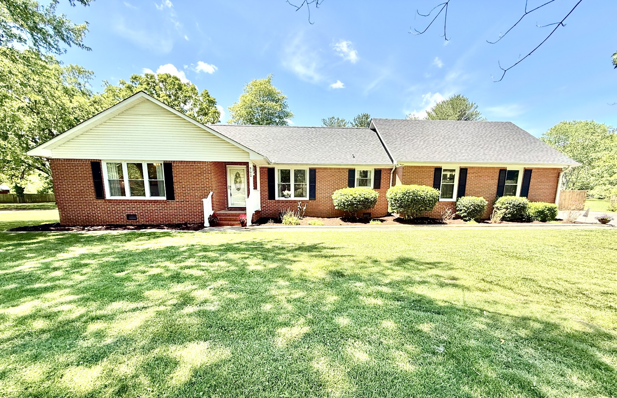 500 12 Oaks Road Tullahoma, TN 37388 - Photo 3 of 90 Gallery Image 3