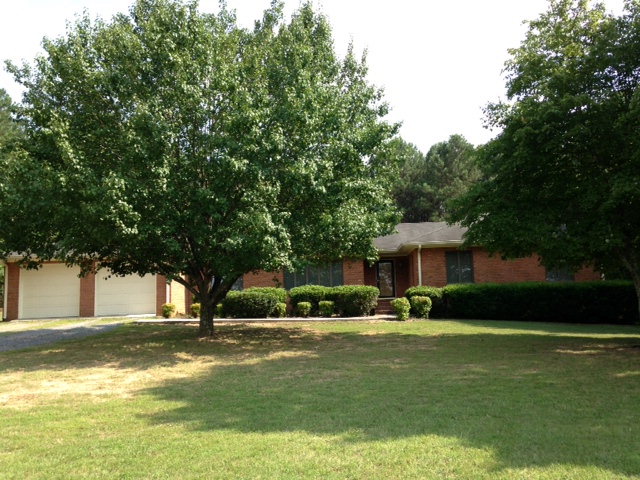 1014 Boyd Road Northeast Dalton, GA 30721 - Photo 1 of 1 Main View