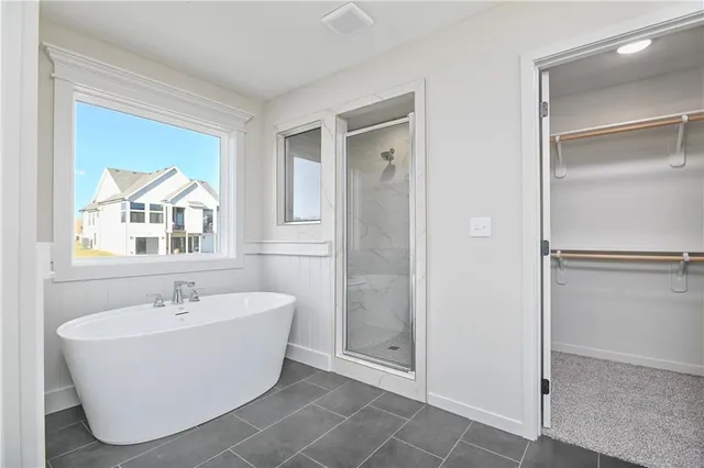 $694,950 | 6114 Lewis Drive, Shawnee, KS 66226