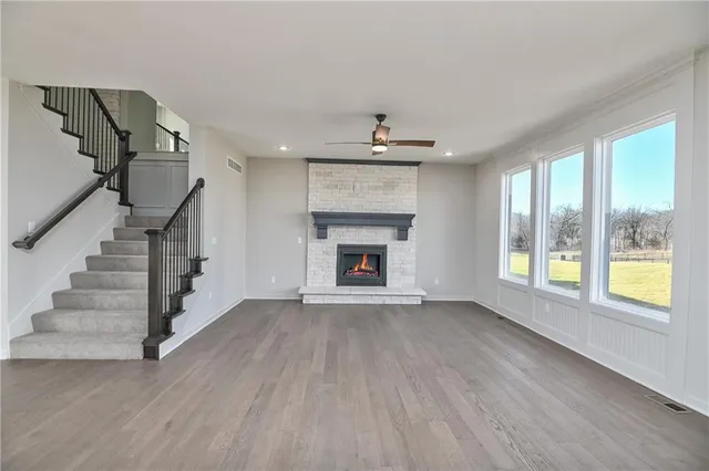 $694,950 | 6114 Lewis Drive, Shawnee, KS 66226