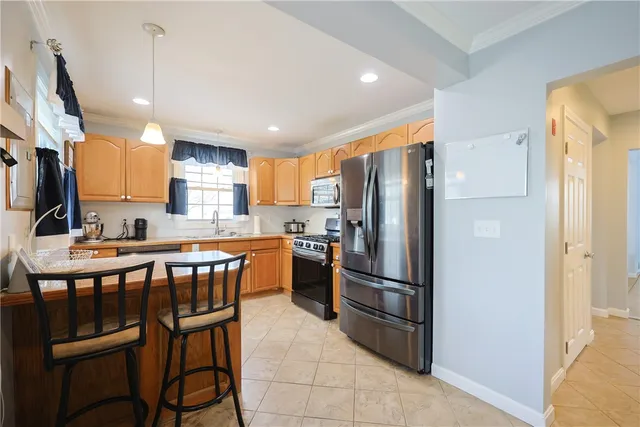 $459,777 | 30 Sowams Drive, Bristol, RI 02809