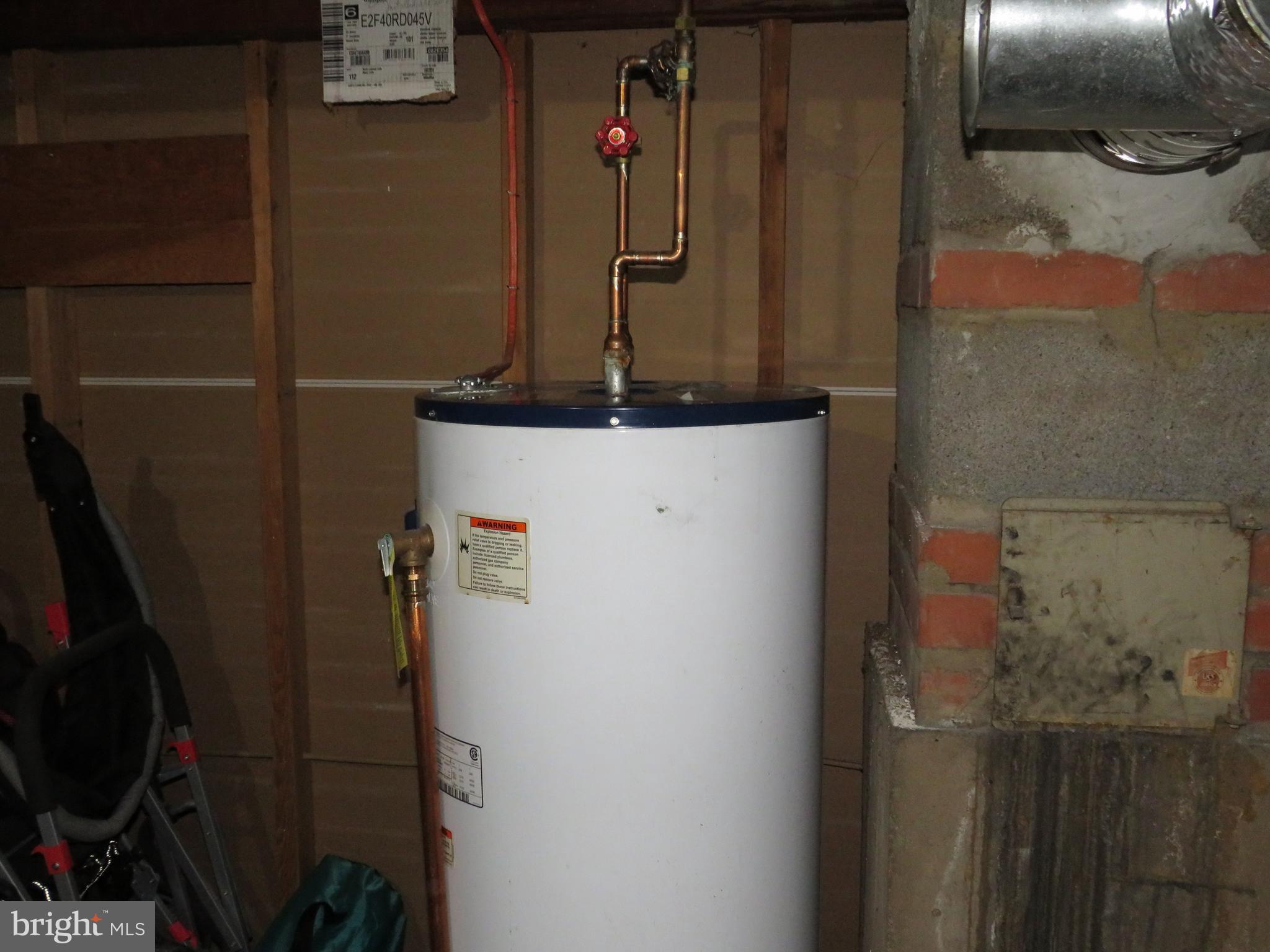 146 Preston Road Milford, NJ 08848 - Photo 54 of 57 HWH - ELEC