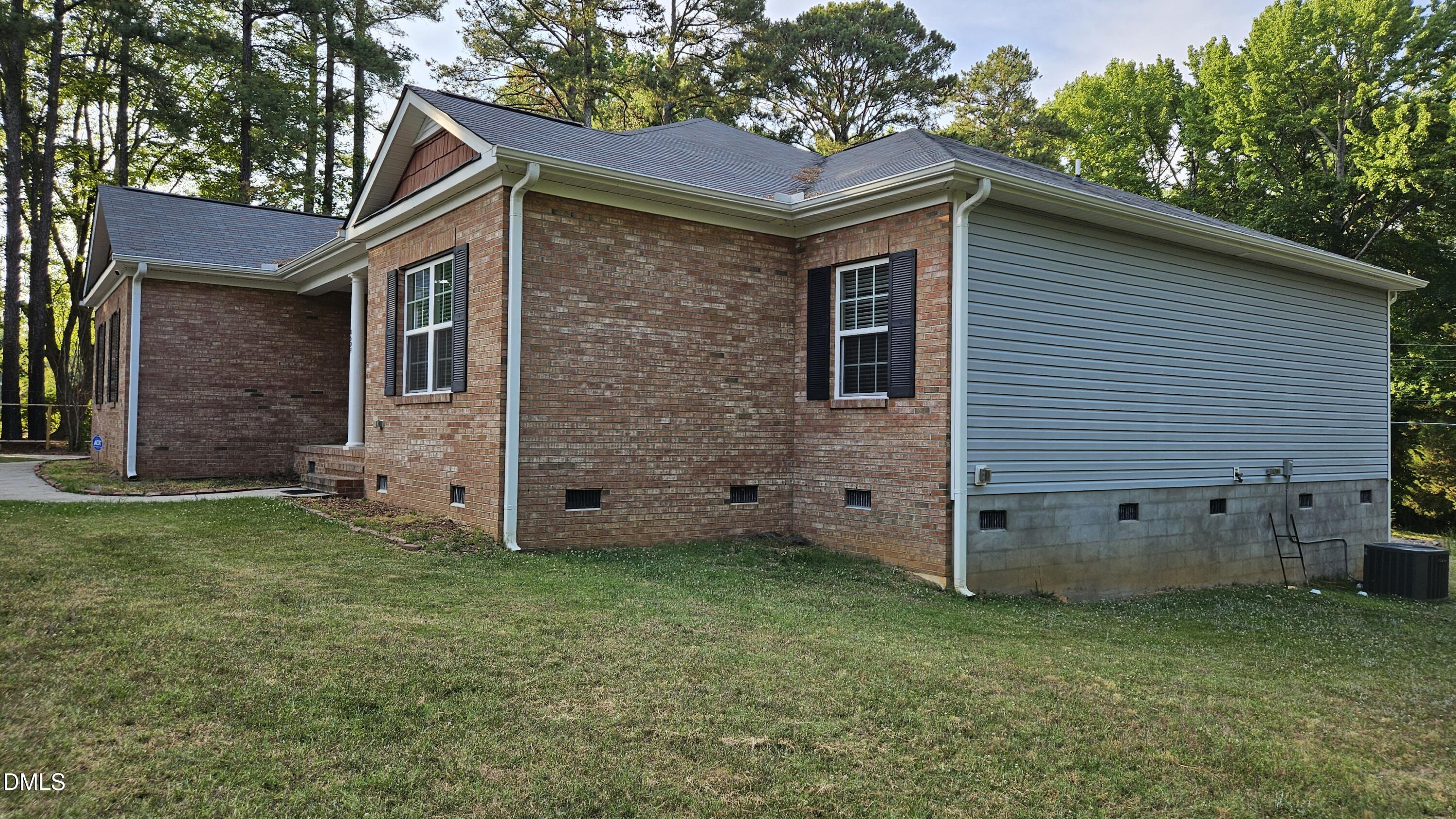 4609 Ten-Ten Road Apex, NC 27539 - Photo 2 of 2