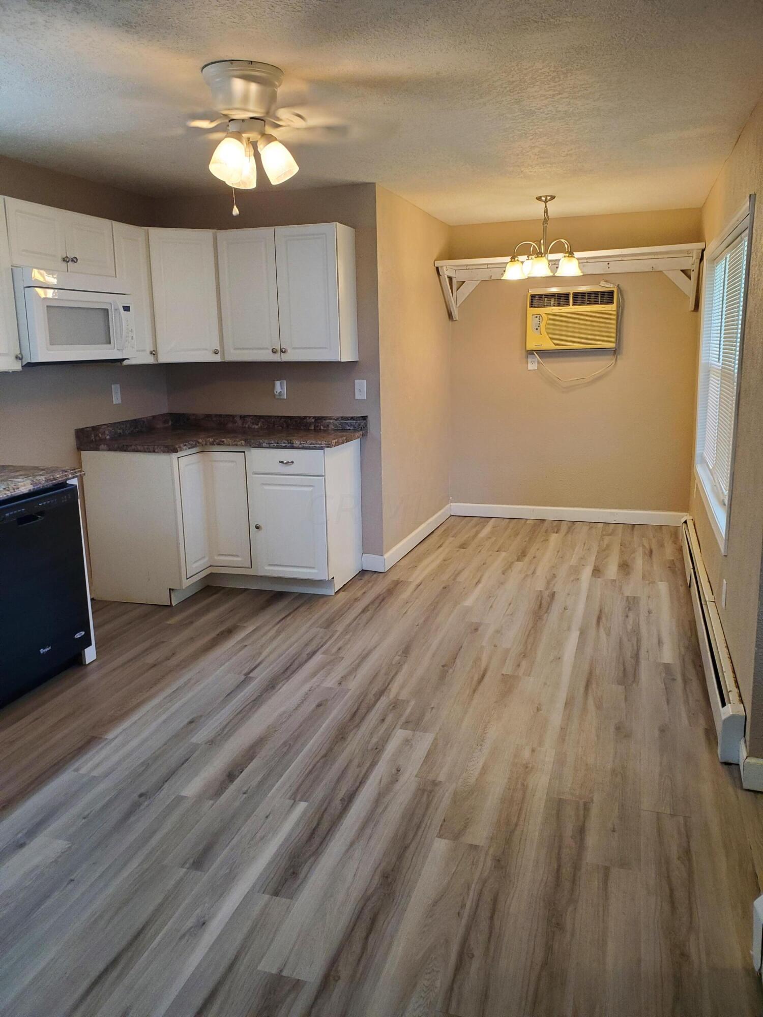 L799 Co Road Grelton, OH 43523 - Photo 2 of 25
